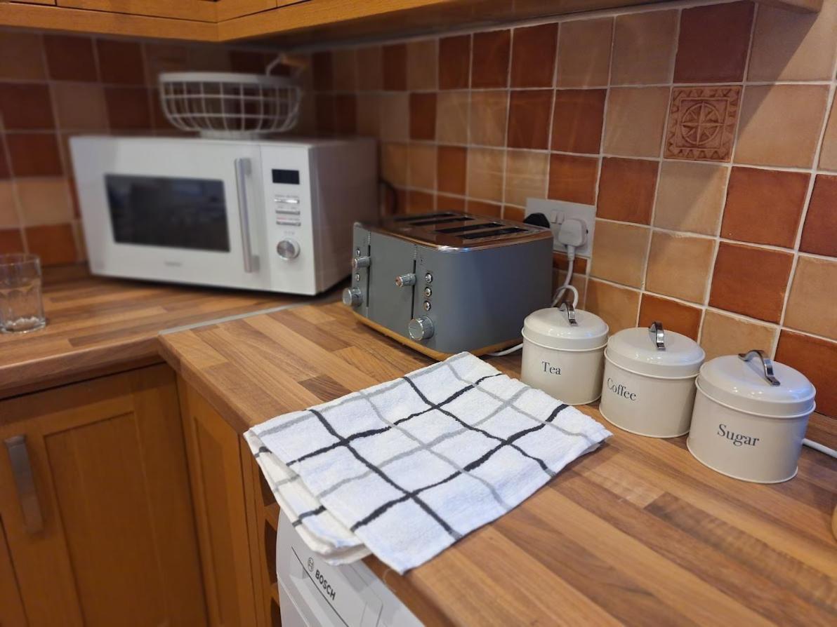 伍尔弗汉普顿 Uplands Grove Bungalow酒店 外观 照片